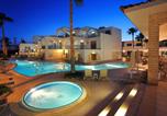 Hôtel Ayia Napa - Petrosana Hotel Apartments-1