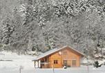 Location vacances Vagney - Chalet chaleureux avec terrasse, proche forêt et sentier, à 15 km des stations de ski de Gérardmer - Fr-1-589-247-3