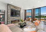Location vacances Queenstown - Chic Central Penthouse 3bm with Spa-1