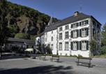 Location vacances Comblain-au-Pont - Cozy Apartment in a 16th Century Castle-1