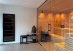 Location vacances Stockholm - Modern Villa with Hot Tub & Sauna Near Stockholm-2