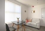 Location vacances Trearddur - Port Apartment 1-1