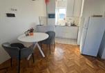 Location vacances Novi Sad - Romantic place with the best view at Synagogue-1