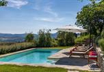 Location vacances Pelago - San Guido by Posarellivillas-1