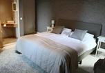 Hôtel Rouvres-en-Xaintois - Chambre Taupe avec Petit-Déjeuner Gourmand en Ferme, Grandrupt-de-Bains - Fr-1-589-719-1