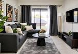 Location vacances Boksburg - Lambiance Epanouie at Or Tambo Airport-4
