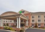 Hôtel Lexington - Holiday Inn Express Hotel & Suites High Point South by Ihg-1
