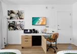 Location vacances Hollywood - Coastal Retreat Modern Studio w Harbour Views-3