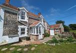 Location vacances Aylmerton - Shepherd Cottage-1
