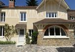Location vacances Rambouillet - Gîte rénové de charme avec parc, étang, proche de Paris et Versailles - Fr-1-527-11-1