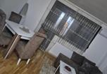 Location vacances  Dražmirovac - Maki Aki Apartman-1