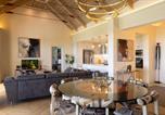 Location vacances Stellenbosch - Kunjani Villas & Wines-1
