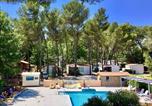 Camping avec Piscine Marseille - Camping Le Devancon-1