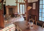 Location vacances Rambouillet - Retraite Paisible au Cœur de la Forêt de Rambouillet avec Étang Privé et Charme Authentique - Fr-1-527-8-3