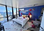 Location vacances San Juan - Deluxe Ocean View Studio with Free Parking & Pool-1