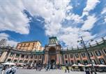 Location vacances  Ville métropolitaine de Naples - Greros Dante H, by Clapa Group Dilsocated Hospitality-1