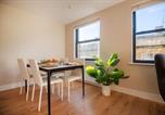 Location vacances Ville de Bath - Dream Stays Bath - John Street 2 Bedroom Apartment-3