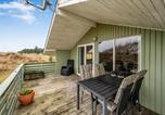 Location vacances Nørre Lyngvig - Cozy Holiday Home With A Large Enclosed Terrace,-2