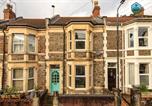 Location vacances Keynsham - New Spacious and Bright House-Parking-By Fabaccommodation-4