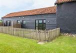 Location vacances Yaxham - Tawny Owl Barn-1