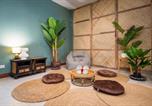 Location vacances Khlong Toei - 3br design townhouse in central Bangkok for 8 guests - 10min to Bts, Emquartier-3