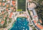 Location vacances fort Španjol, Hvar - Apartments Villa Domus Marini-1