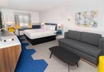 Hôtel Webster - Microtel Inn & Suites by Wyndham Newark Ny-1