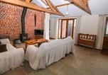 Location vacances Stibbard - Honey Buzzard Barn-4