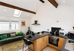 Location vacances Blaenhonddan - Buttercup - 2 Bed Cottage - Red Forest Retreats-1