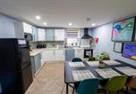 Location vacances Cardiff - Aaron Wise - 51 Fitzhamon Apartments-3
