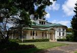 Location vacances Sheffield - Historic Homestead: Views & Shared Tennis Court-4