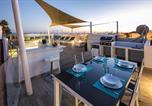 Location vacances Lagoa - Stylish & Modern Carvoeiro Villa 2 Bedrooms Villa Benagil Stunning Views-4