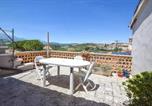Location vacances Penne - 3 Bedroom Amazing Apartment In Castilenti-2