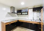 Location vacances Pamplona - Acà Y Allà Apartamento Alfonso El Batallador-1