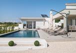 Location vacances Vrsi - Luxury Villa Petra Vrsi with pool sea view-3