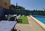 Location vacances Viladamat - Gran Casa con Piscina Privada, Wifi y Barbacoa a 15min de la Playa - Hisp-7-13-3