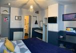 Location vacances Blackpool - Hornby Villa- 4star B&B-Couples & Families Only-3