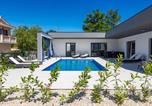 Location vacances Kršan - Pool House Fancy - Happy Rentals-1
