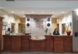 Hôtel Fort McMurray - Merit Hotel & Suites-1