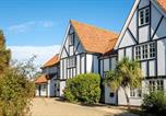 Location vacances Thorpeness - 7 Sanctuary Court - sleeps 12 - Thorpeness - Aldeburgh Coastal Cottages - Close to the Beach, Golf and the Country Club-1