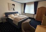 Location vacances Essen - Hotel Fabritz-1