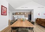 Location vacances  Manjimup - Genoa House - Coastal Elegance at the Marina's Edge-3