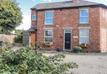 Location vacances Ilkeston - Corner House Cottage-1