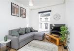 Location vacances Stroud - Gloucester Street Nest - 3br Flat for 7 Guests-2