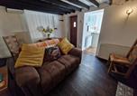 Location vacances Margate - Alma Cottage - Cosy Romantic Retreat - Log Burner-3