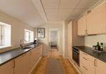 Location vacances Copenhague - Light-Filled 5br Home Near Tivoli & Strøget for 12-4