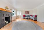 Location vacances Olympia - Wonderfully Comfortable Light-Filled Seattle Home-2