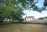 Location vacances Plombières-les-Bains - Gîte reposant en forêt avec terrasse, proche de Plombières-les-Bains - Fr-1-589-165-4