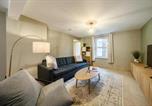 Location vacances  Gare d'Oxford - Spacious 2-Bed House with Garden Office-3