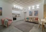 Location vacances Bucarest - Modern 2-Br Flat near Cismigiu & Universitate - Balcony & Kitchen-4